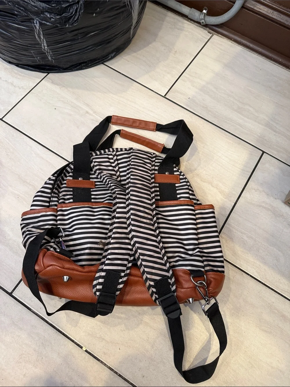 N/A stylish striped